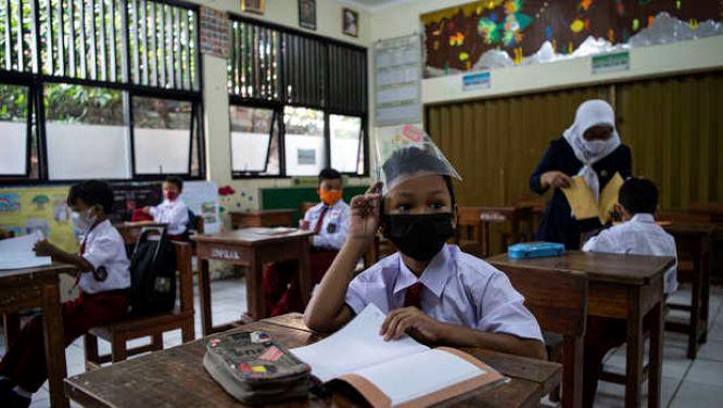  DKI Hentikan Sementara PTM di 15 Sekolah, Ini Daftarnya