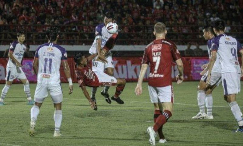 Persita Tumbang di Menit Akhir, Berkat Gol Bali United dengan Skor 2 - 0