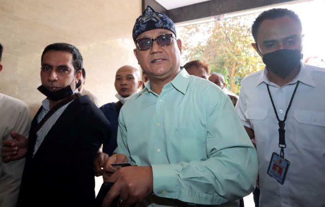  Bareskrim Polri Resmi Tahan Edy Mulyadi