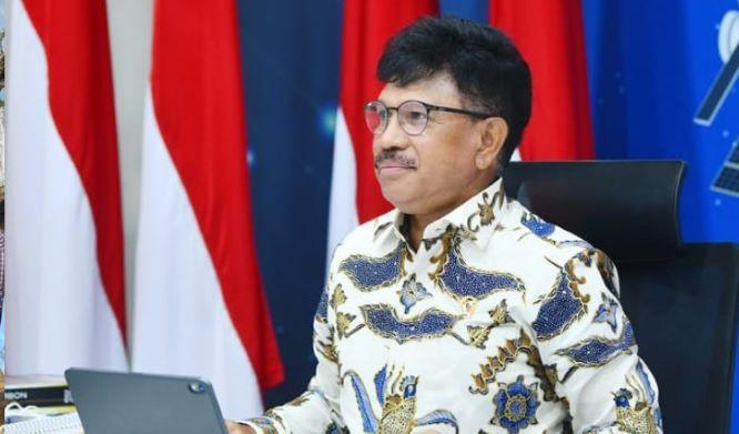  Menteri Johnny Sebut Pers Sulit Tegakkan Jurnalisme Berkualitas