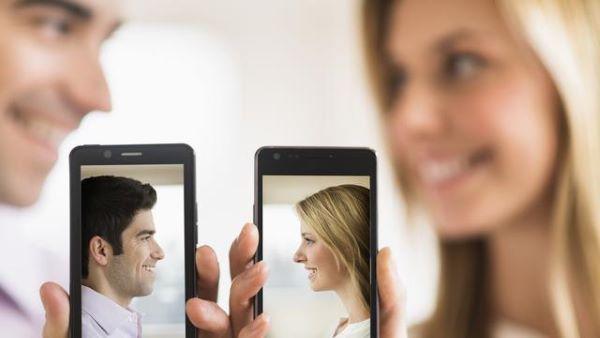  Cara Aman Kencan Online di Hari Valentine