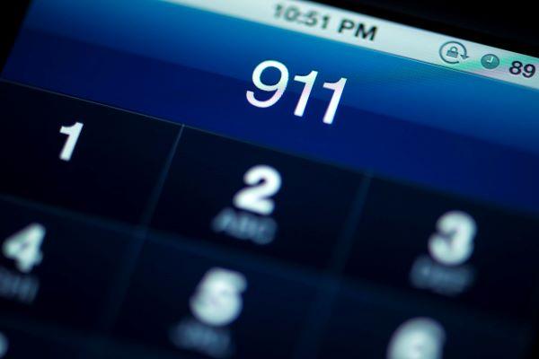  Para Pengguna Skype di Lima Negara Kini Terhubung 911 via Komputer