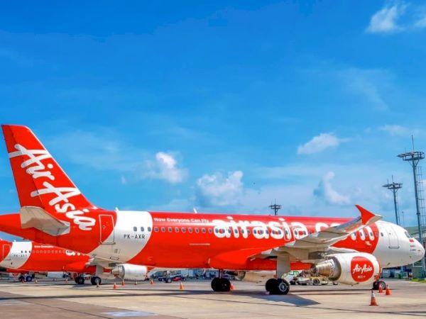  Maskapai AirAsia Buka Kembali Rute Kuala Lumpur ke Surabaya dan Bali