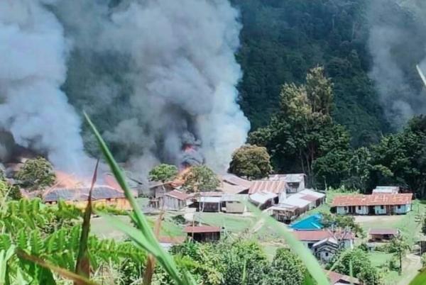  KKB Makin Sadis, Bakar Sekolah dan Aniaya Guru 