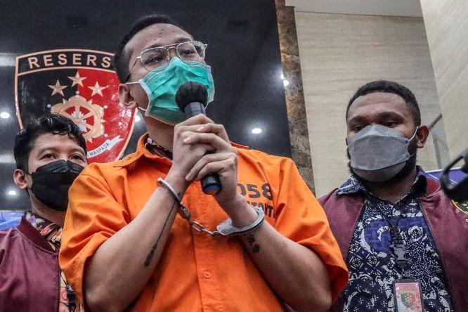  Tahap I Berkas Perkara Indra Kenz Dilimpahkan 