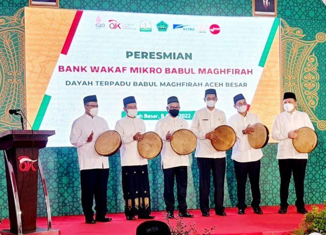  OJK Resmikan Bank Wakaf Mikro Astra di Banda Aceh