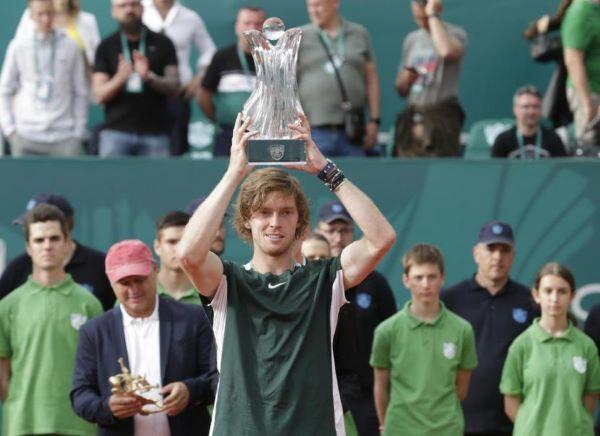  Rublev Raih Gelar Serbia Open usai Tumbangkan Jawara Dunia, Djokovic 