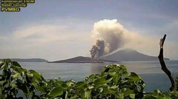  Akitivitas Anak Krakatau Terus Meningkat, Pengelola Usaha-Pemda Diminta Siaga 