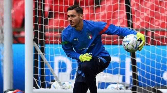  Posisi Utama Penjaga Gawang, Napoli Percayakan kepada Alex Meret