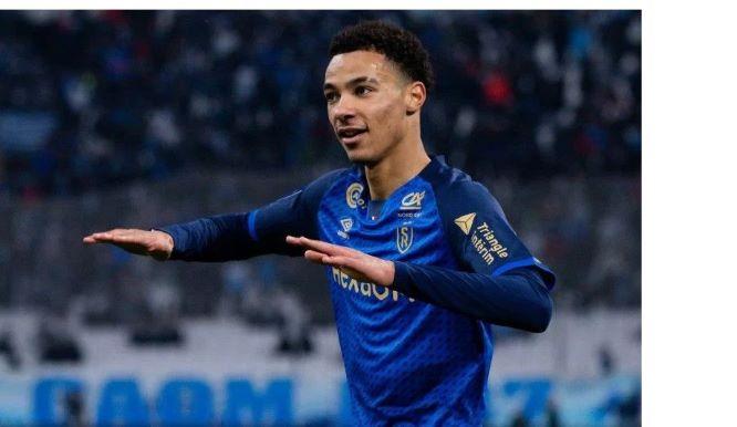  Paris Saint-Germain Resmi Dapatkan Hugo Ekitike