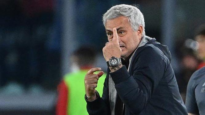  Mourinho Percaya AS Roma Bisa Perbaiki Performa di Liga Europa