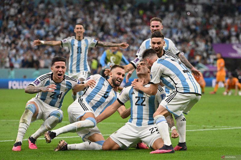  Kiper Argentina Semangati Timnya yang Siap Jadi ‘Underdog’ di Final