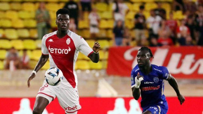  Chelsea Rampungkan Transfer Andrey Santos dan Benoit Badiashile