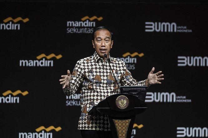  Jokowi Ingatkan Semua Pihak Tetap Waspada Meski Tekanan Ekonomi Global Mereda