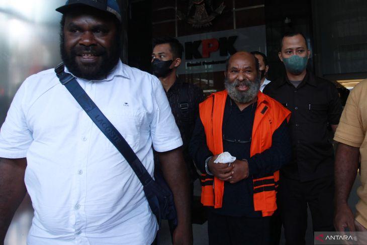   KPK Sita Aset Lukas Enembe Senilai Rp60,3 Miliar