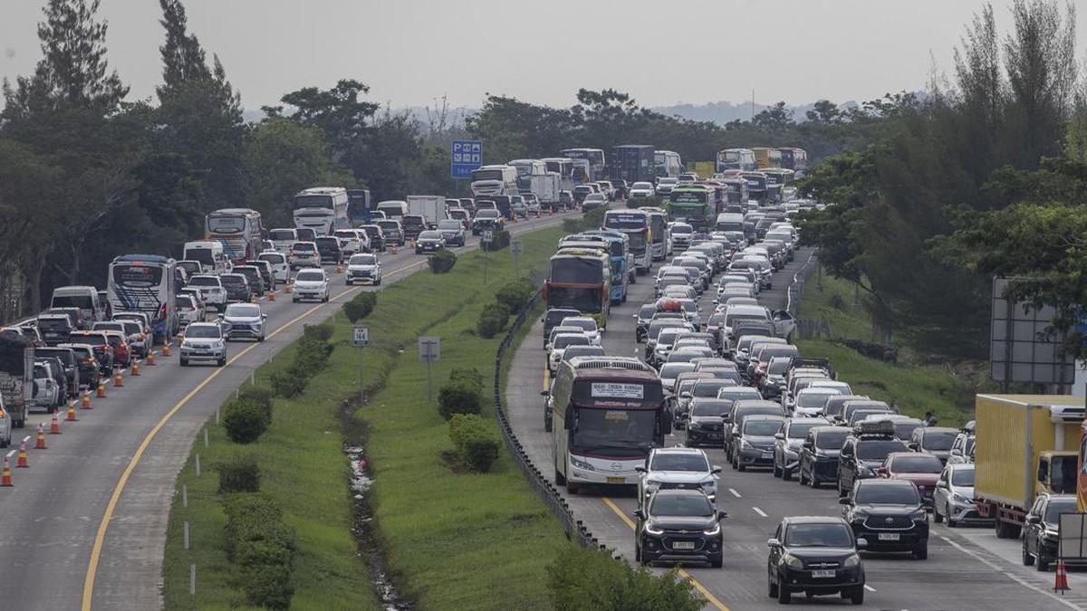  Sudah Lebih 1 Juta Kendaraan Melintas di Tol Cipali Selama Libur Nataru