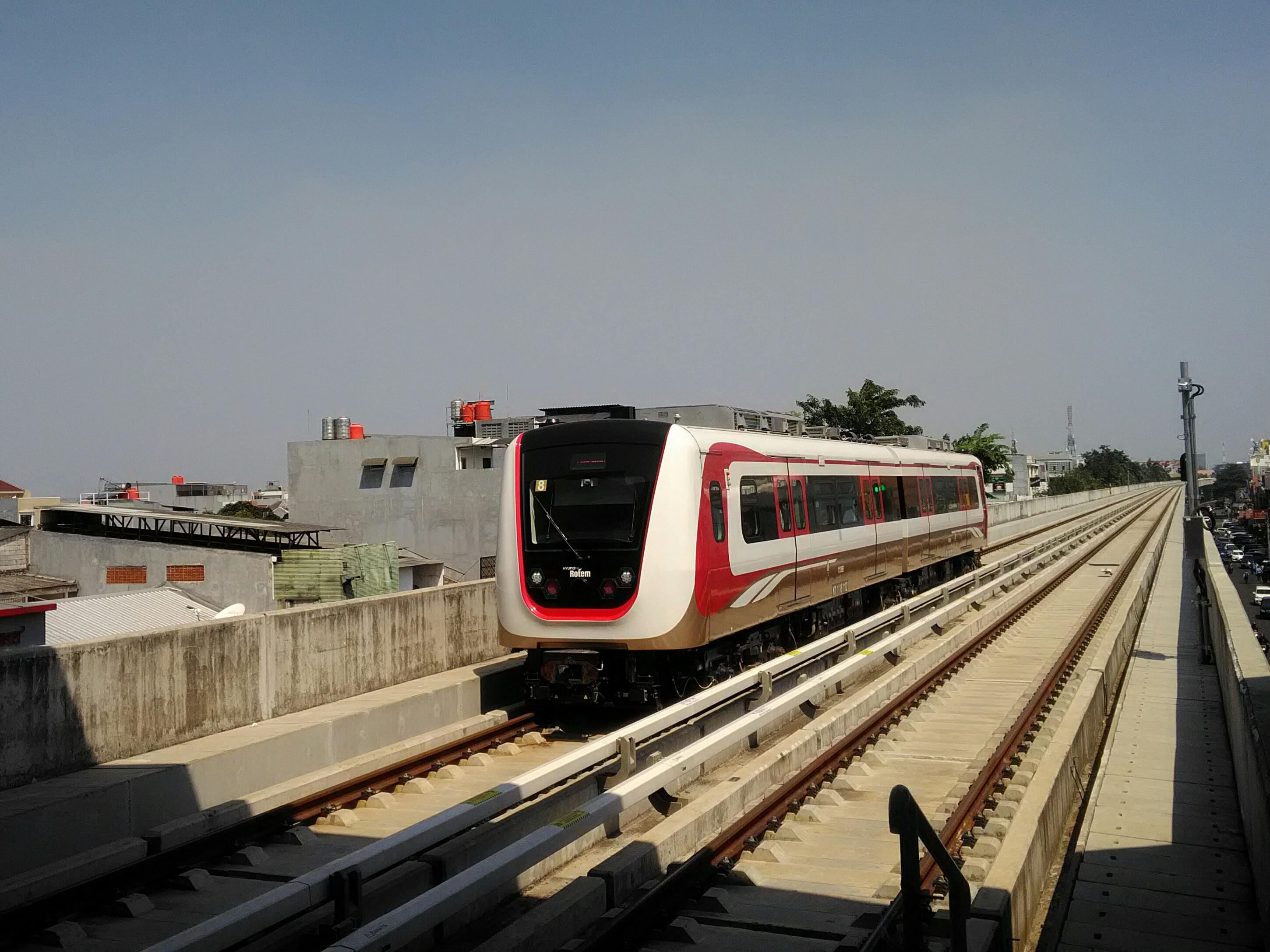  Malam Tahun Baru, LRT Jakarta Beroperasi hingga Pukul 02.00