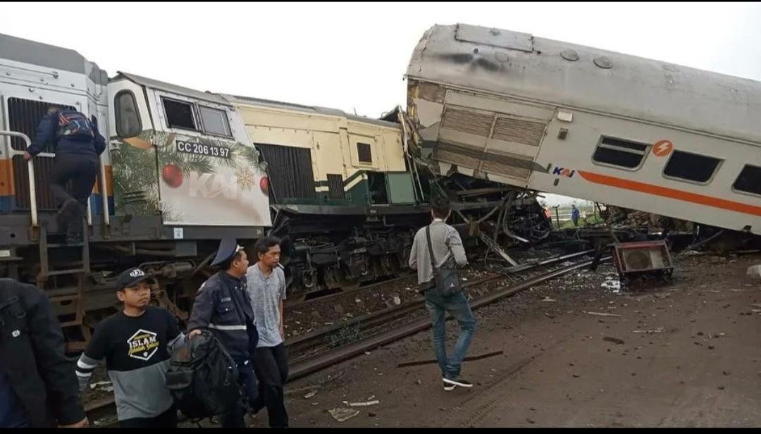  Pascakecelakaan, PT KAI Pastikan Jalur Kereta di Bandung Bisa Dilalui