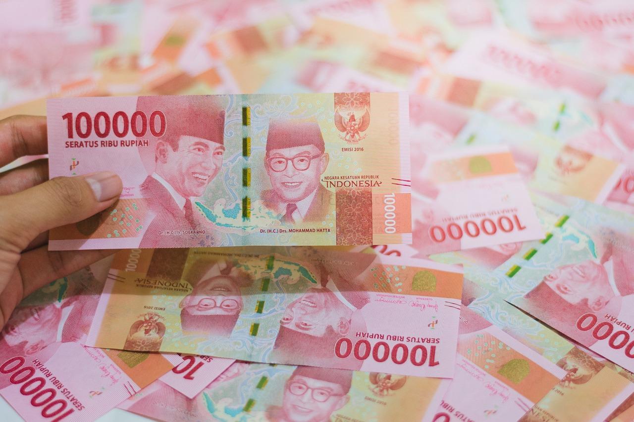  Rupiah Menguat di Tengah Sinyal Penurunan Suku Bunga Acuan BI