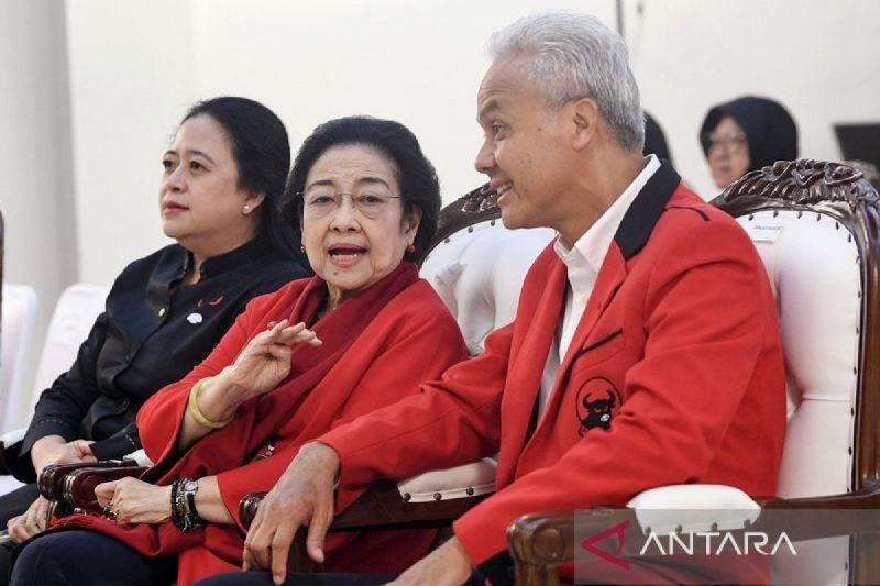  Kabar Jokowi Minta Bertemu Megawati, Ganjar: Saya Tahunya dari Media