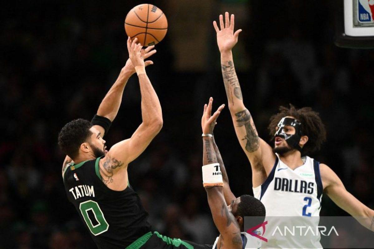  Phoenix Suns Kalahkan Juara Bertahan NBA 2023 Denver Nuggets 117-107