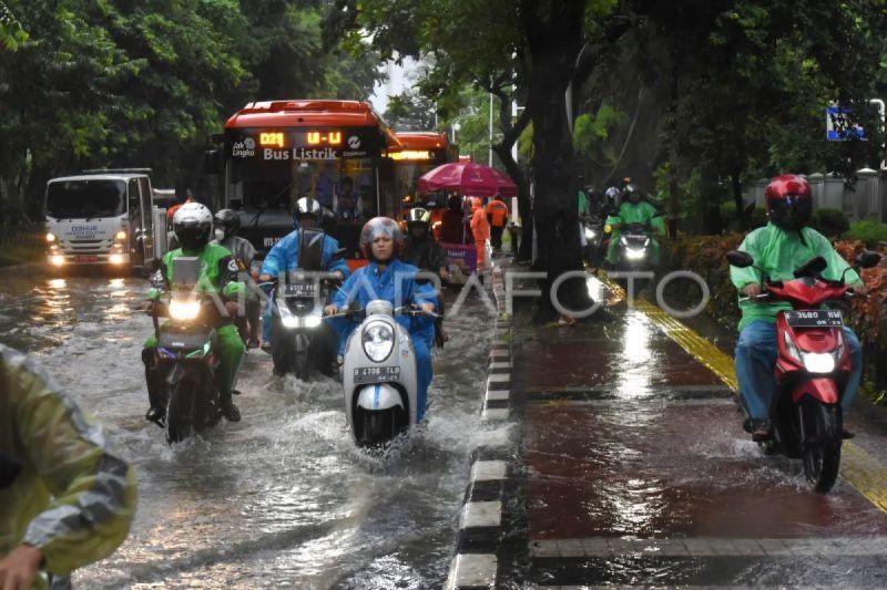  Idul Fitri 1445H, Sebagian Wilayah Indonesia Diguyur Hujan