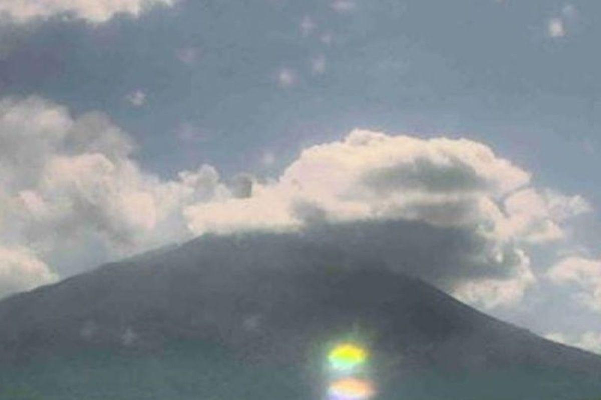  Aktivitas Erupsi Gunung Ile Lewotolok Masih Tinggi