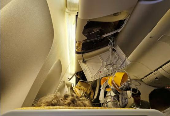  SQ Tawarkan Kompensasi pada Semua Penumpang Korban Turbulensi Ekstrem yang Terjadi Mei 2024