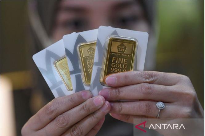  Harga Emas Antam Dibuka Stagnan Rp1.461.000 per Gram