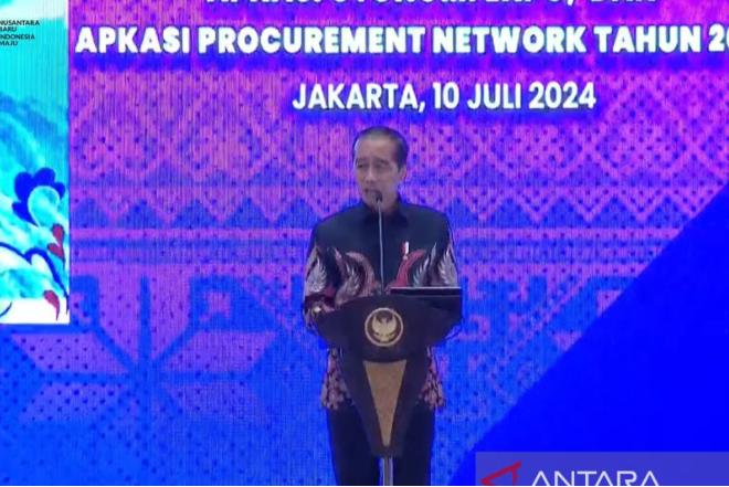  Presiden Jokowi: Penggunaan Produk Dalam Negeri di Kabupaten/Kota Masih 41 Persen