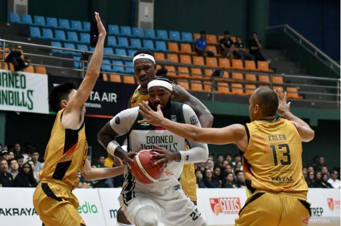  Borneo Beri Kejutan dengan Kalahkan Dewa United Banten 90-76