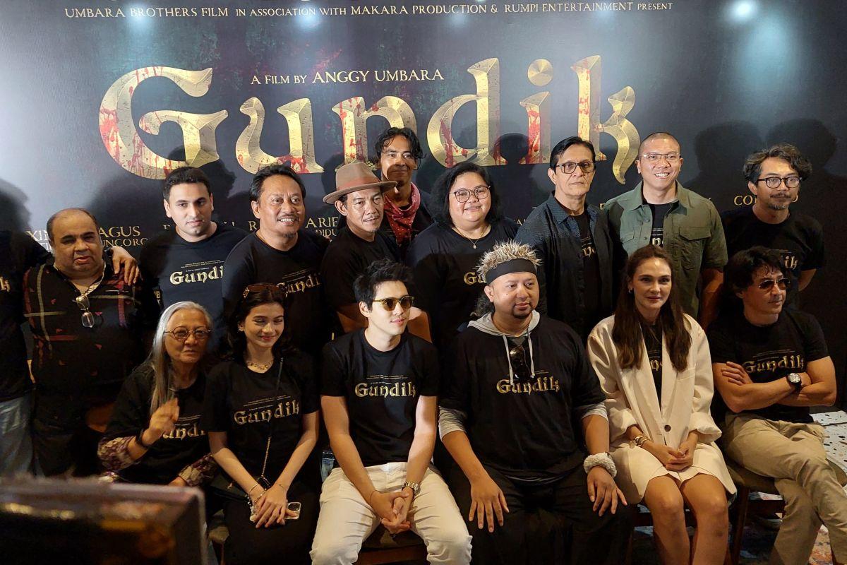  Luna Maya dan Maxime Bouttier Bakal Main Bareng di Film Gundik