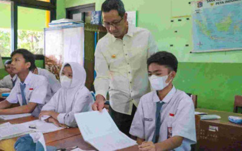  Pj. Heru Budi Buka 1.700 Formasi Tenaga KKI untuk Guru Honorer