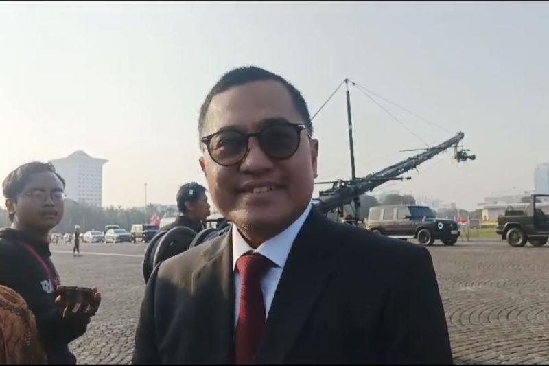  Kasetpres Heru Budi Kerahkan Abang None hingga Purna-Paskibraka di Kirab Bendera