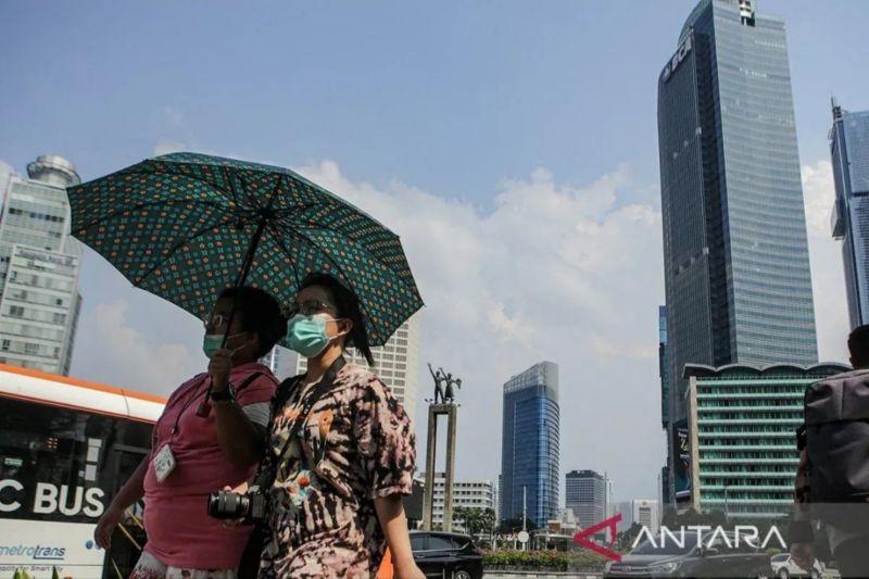  Seluruh Wilayah Jakarta Diprakirakan Berawal Tebal Selasa Siang