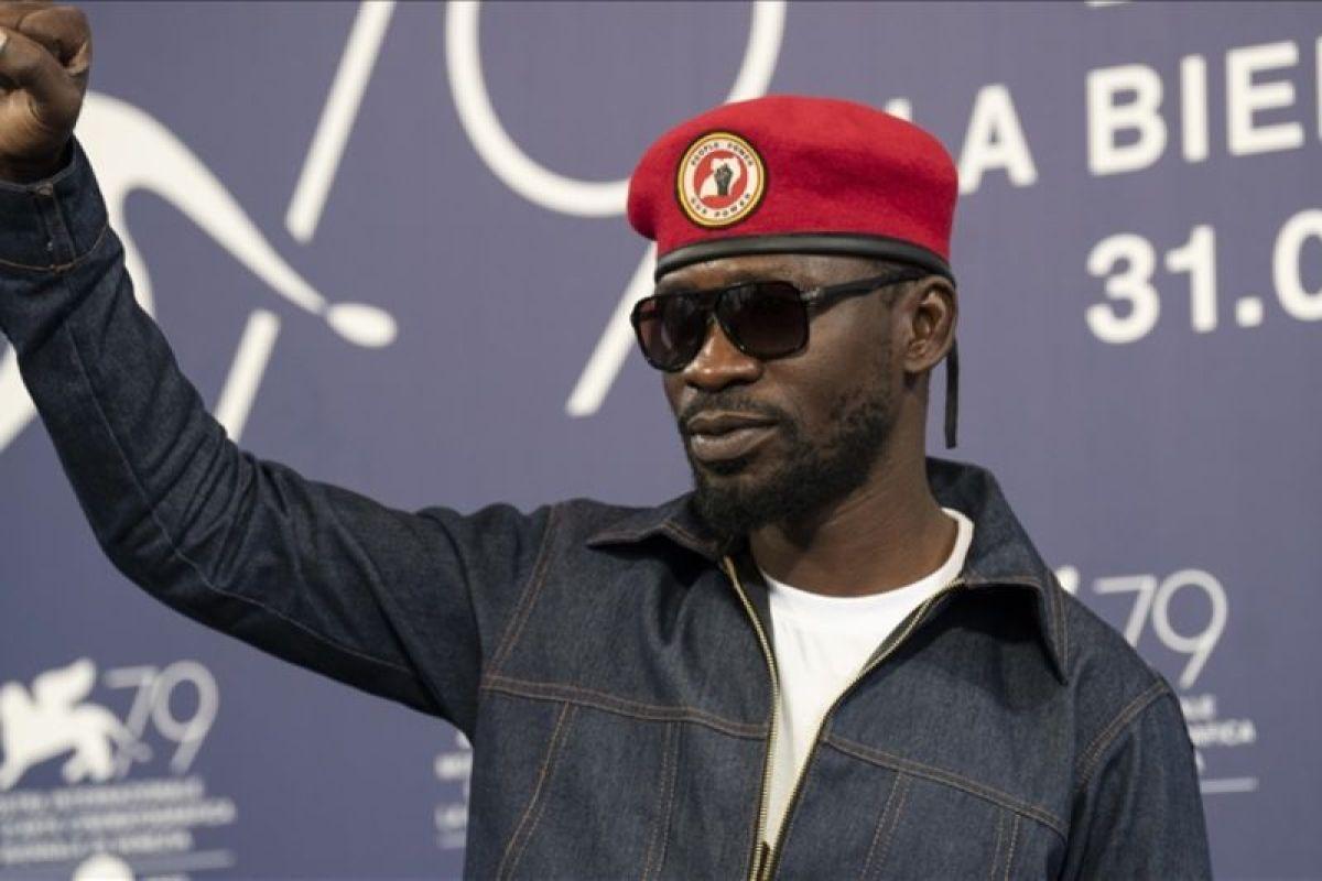  Pemimpin Oposisi Uganda Bobi Wine Ditembak dan Terluka