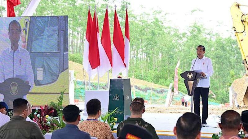  Survei Poltracking Ungkap 86,5 Persen Masyarakat Puas dengan Kinerja Jokowi