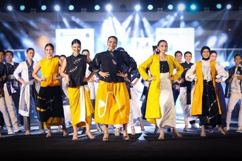  Teten Ungkap 4 Upaya Wujudkan ‘Modest Fashion’ RI Mendunia
