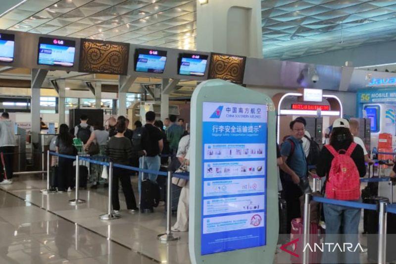  Imigrasi Jakarta Pusat Deportasi 14 WNA Langgar Aturan