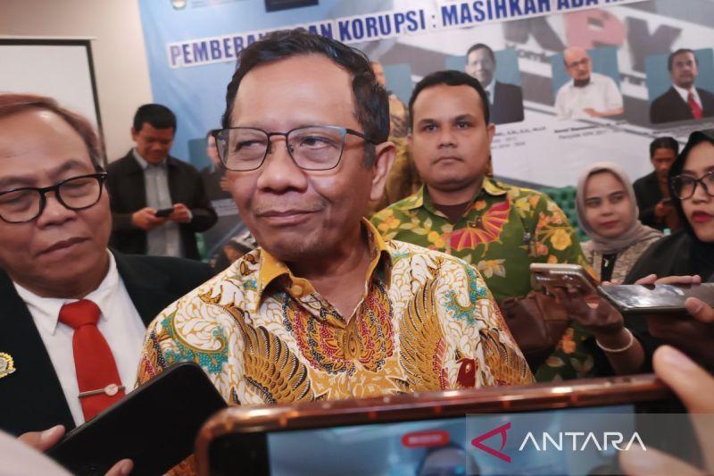  Mahfud Md Sebut Kasus Tom Lembong sudah Penuhi Dua Unsur Meski tak Terima Aliran Dana