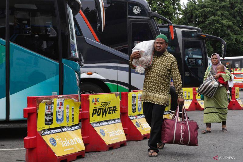  Mulai Besok TransJakarta Layani Rute Empat Terminal Besar hingga Pukul 23.00, Ini Daftarnya!