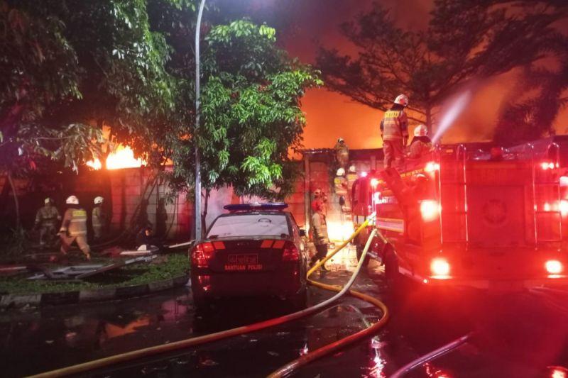  Sebanyak 1.700 Orang Lebih Mengungsi Akibat Kebakaran Kemayoran Gempol