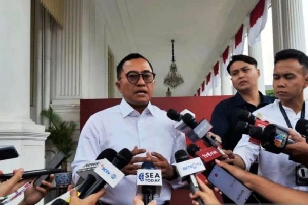  Istana Bantah Narasi Seskab Teddy Hormat kepada Pengusaha Aguan