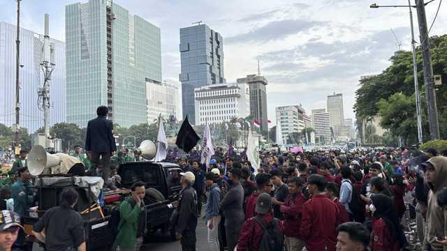  Massa di Patung Kuda Masih Berorasi, 2.460 Personel Gabungan Dikerahkan