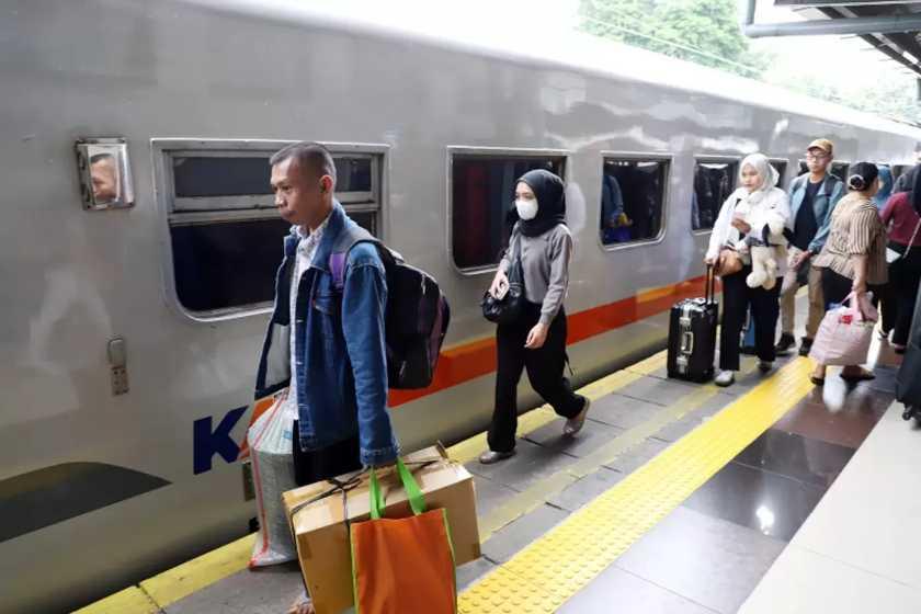  KAI Berangkatkan 2 Juta Pemudik Selama Angkutan Mudik Lebaran