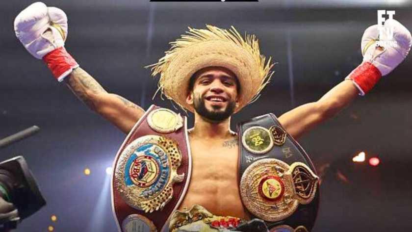  Menang KO atas Edwin, Oscar Collazo Pertahankan Gelar WBA dan WBO