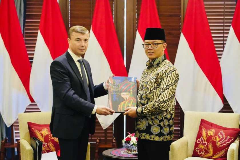  Pusat Ekspor Rusia Kirimkan Misi Dagang Pertama ke Indonesia