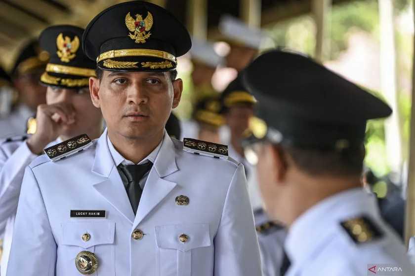  Ke Luar Negeri tanpa Izin Resmi, Lucky Hakim Diperiksa Inspektorat Jenderal Kemdagri