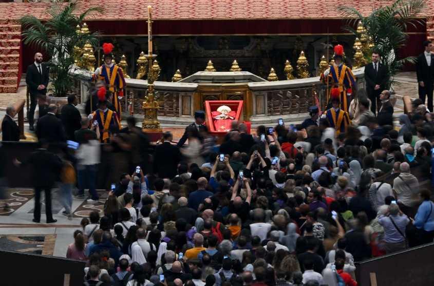  Peti Jenazah Paus Fransiskus akan Disegel Sesuai Ritus pada Jumat (25/4) Malam