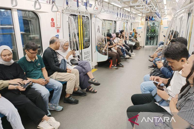 Hari Ini Naik MRT hanya Bayar Rp1